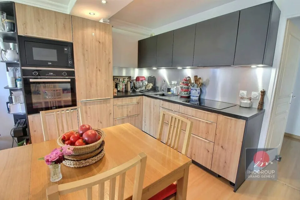 Appartement 3 pièces lumineux avec balcon plein sud à Veigy-Foncenex