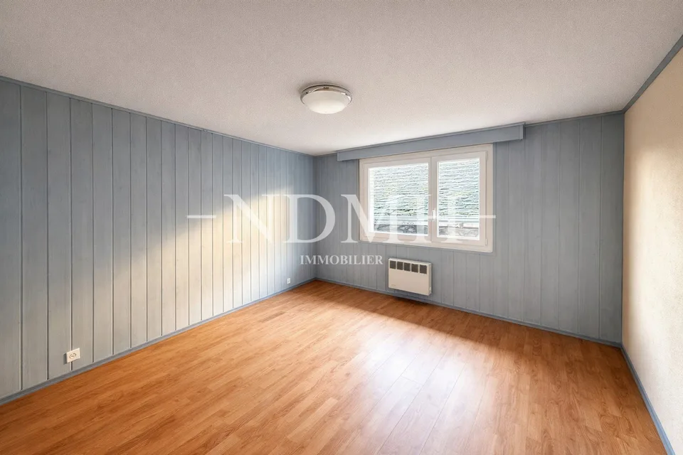 Spacieux appartement de 4.5 pièces au coeur du village