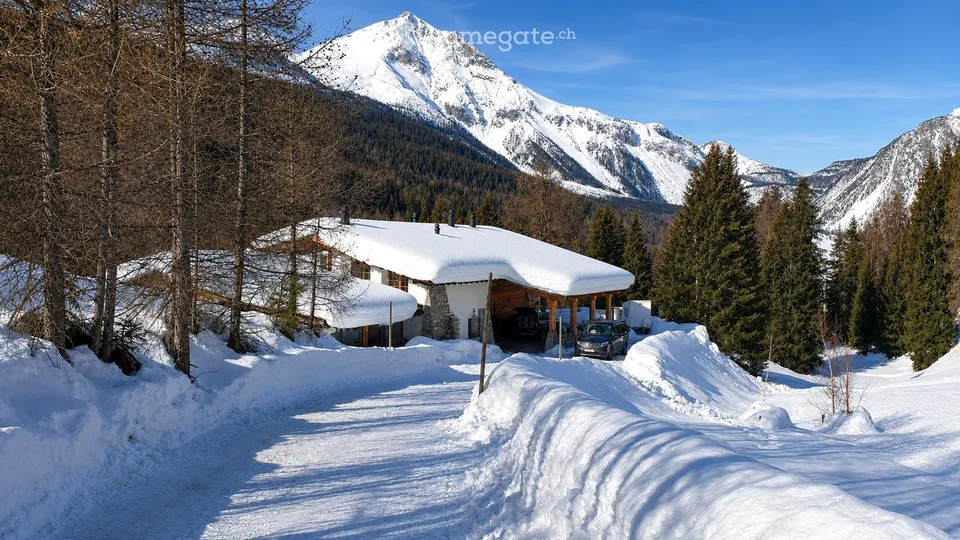 Beeindruckende Villa mit atemberaubendem Bergpanorama in Tschierv, Graubünden - Zweitwohnsitz