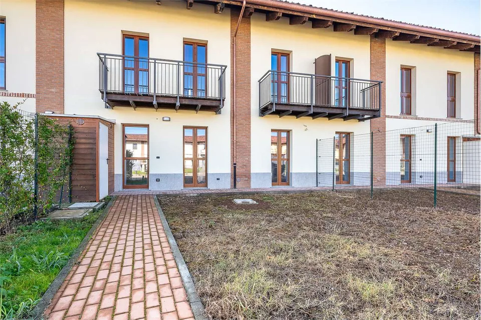 Villa en rangée élégante avec jardin privé - Nouvelle résidence Robila