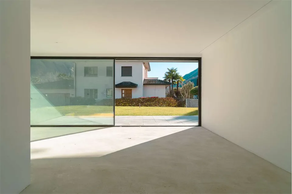 Maroggia splendide 3.5 pièces avec jardin privé, à deux pas du lac – photo 4 sur 13