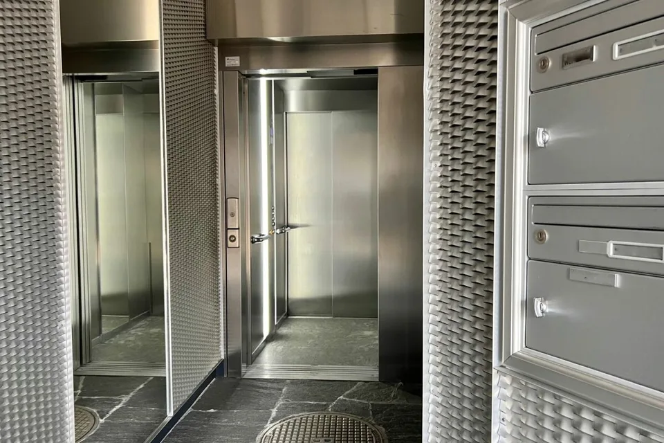 Luxuriöse 2,5 Zimmerwohnung in direkter Seenähe – Foto 17 von 28