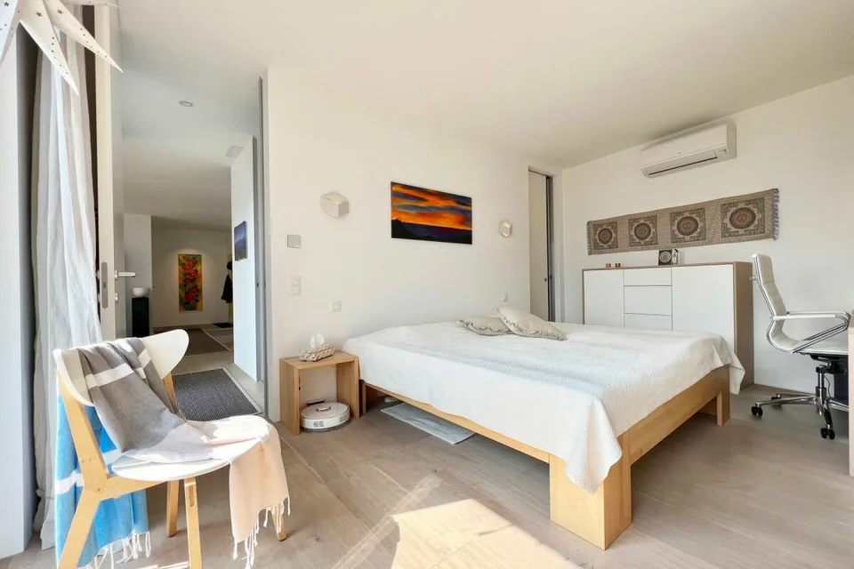 Luxuriöse 2,5 Zimmerwohnung in direkter Seenähe – Foto 28 von 28