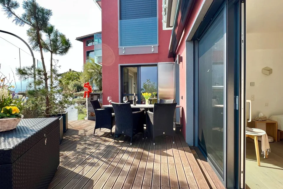 Luxuriöse 2,5 Zimmerwohnung in direkter Seenähe – Foto 7 von 28