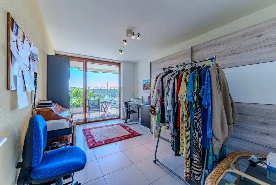 Appartamento esclusivo di 4,5 locali con vista panoramica a Biberstein – foto 6 di 12
