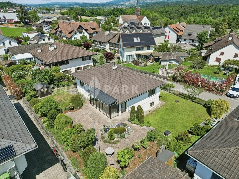 6.5-Zimmer-Einfamilienhaus in ruhiger Wohnlage mit Gartenidylle