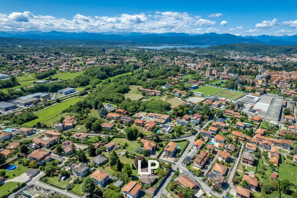 Villa a Castelletto Sopra Ticino