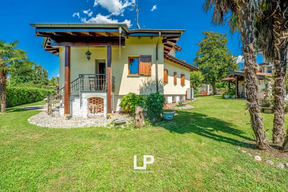 Villa a Castelletto Sopra Ticino – foto 15 di 29
