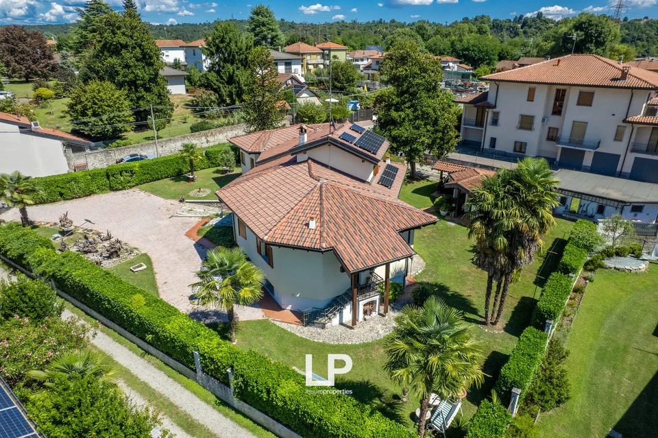 Villa a Castelletto Sopra Ticino