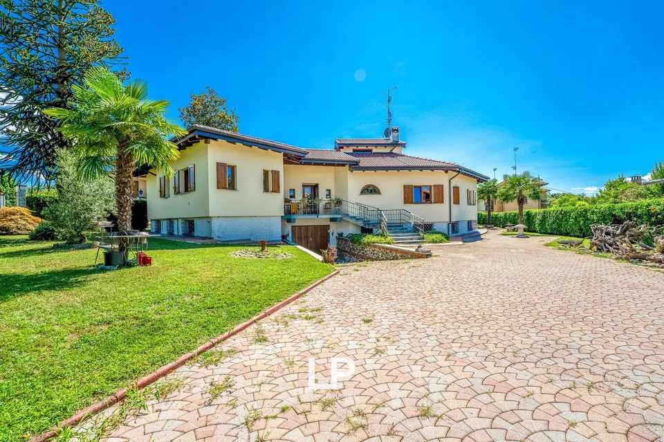 Villa a Castelletto Sopra Ticino – foto 10 di 29