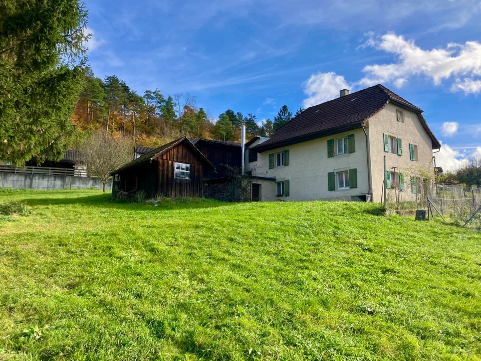 Enorme potentiel avec une parcelle de 2'216 m² !!!