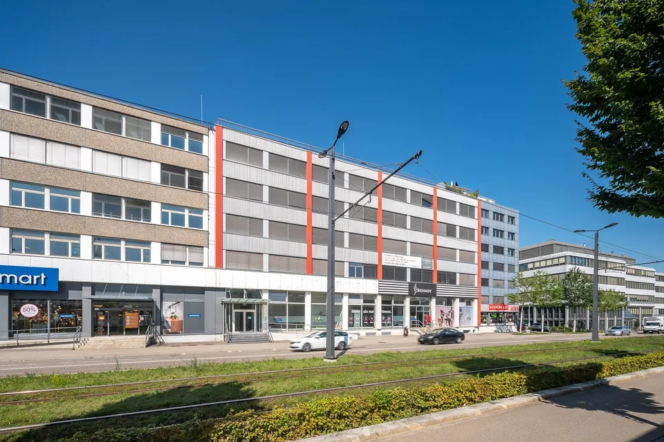 Bureau prêt à être occupé pour 8-14 employés – 10 minutes à Stettbach – photo 14 sur 14