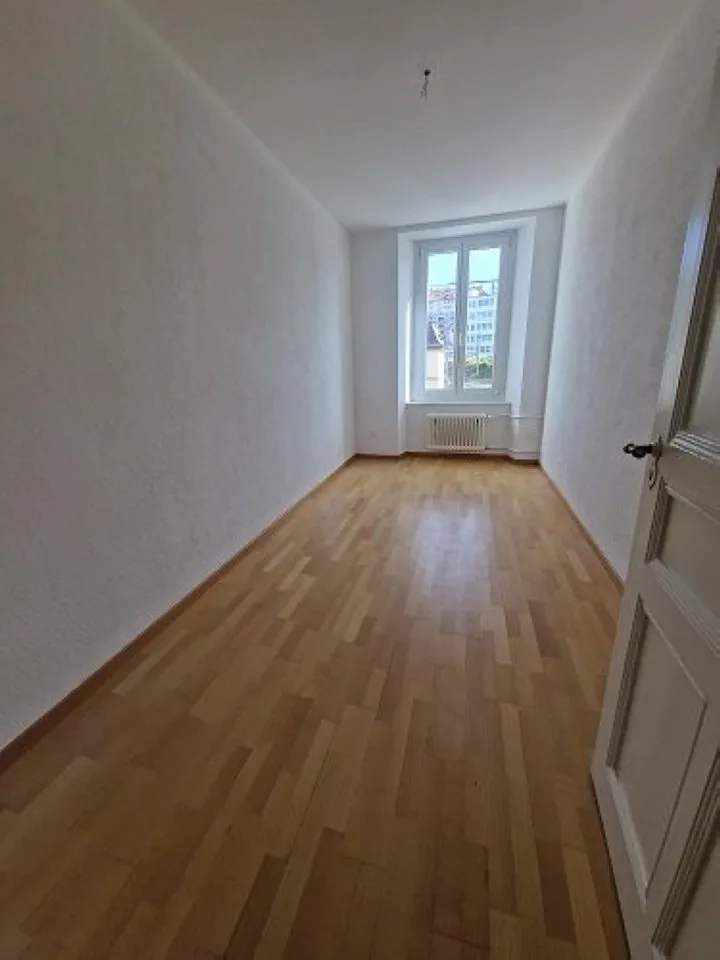00445 - Wohnung 4 Zimmer - Jaquet-Droz 39 - La Chaux-de-Fonds – Foto 6 von 8