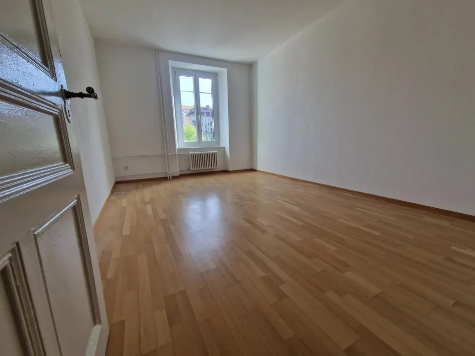 00445 - Appartamento 4 locali - Jaquet-Droz 39 - La Chaux-de-Fonds