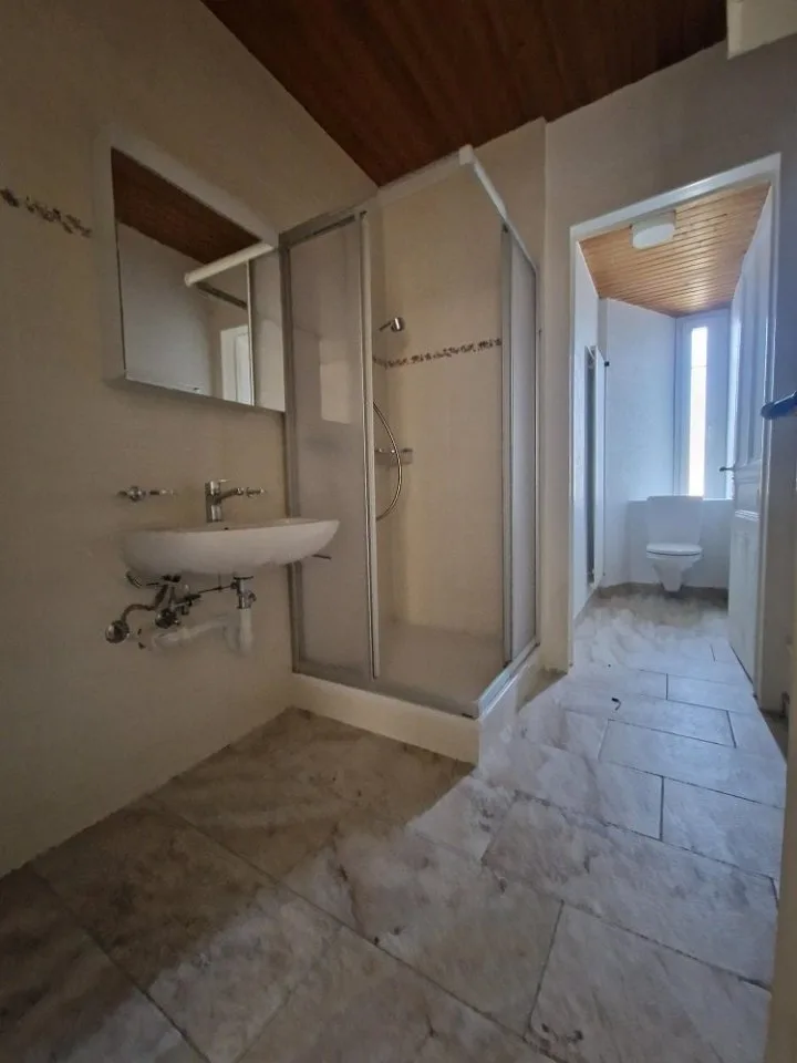 00445 - Wohnung 4 Zimmer - Jaquet-Droz 39 - La Chaux-de-Fonds – Foto 7 von 8