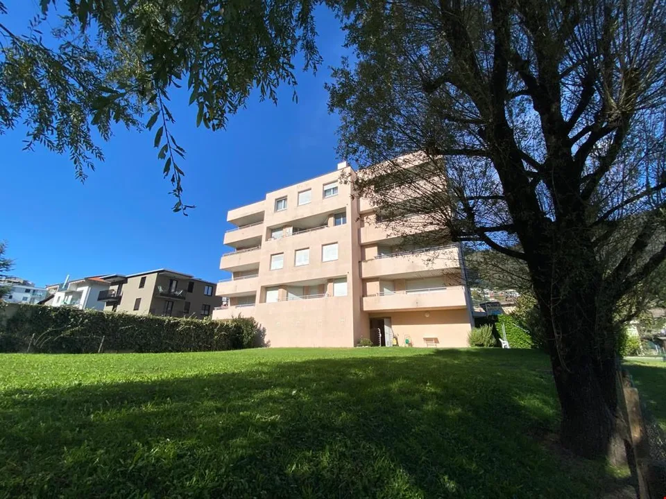 Appartement lumineux 3.5 pièces dans une zone verte à Vacallo, 2e étage