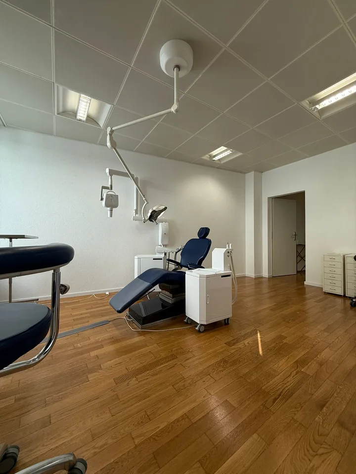 Spazio commerciale di 124m2 nel cuore di Rue Beau Sejour