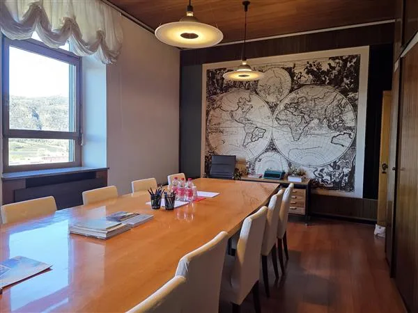 Mendrisio: Büro 4.5 Lokale