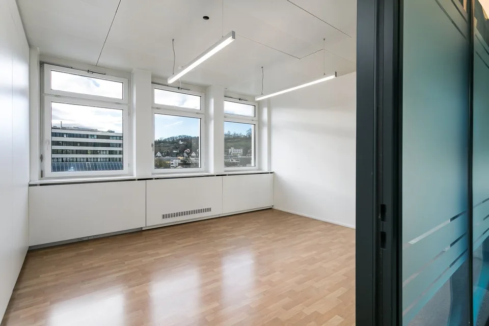 sofort Arbeiten im DGNB-Gold-zertifizierten Bürogebäude direkt am Trafoplatz in Baden