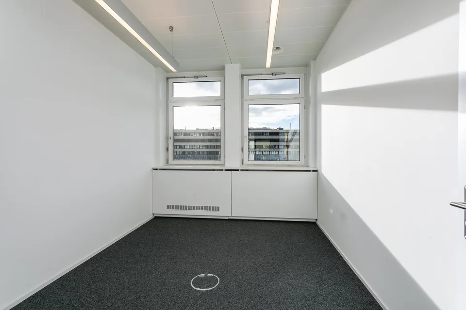sofort Arbeiten im DGNB-Gold-zertifizierten Bürogebäude direkt am Trafoplatz in Baden