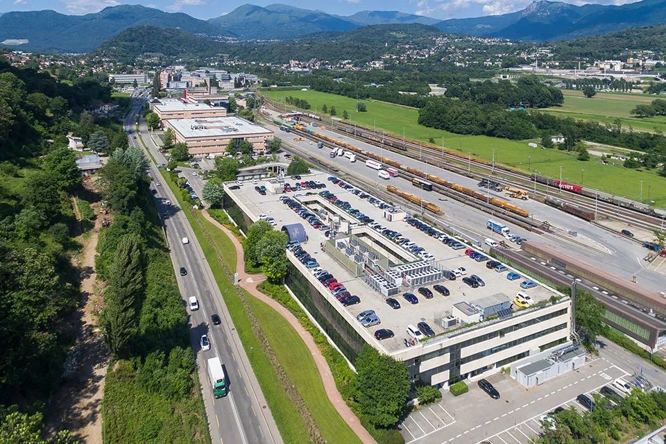 LUGANO NORD-AFFITTASI UFFICIO ARREDATO POSIZIONE STRATEGICA (rif. 97) – foto 14 di 20