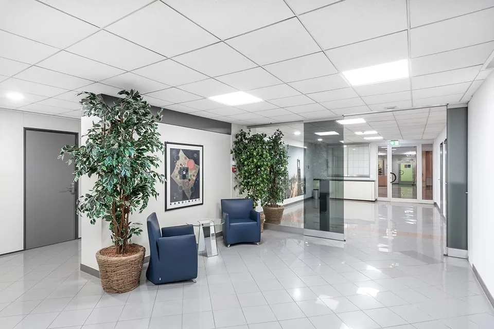 LUGANO NORD - BUREAU À LOUER, MEUBLÉ, SITUATION STRATÉGIQUE (REF. 97)