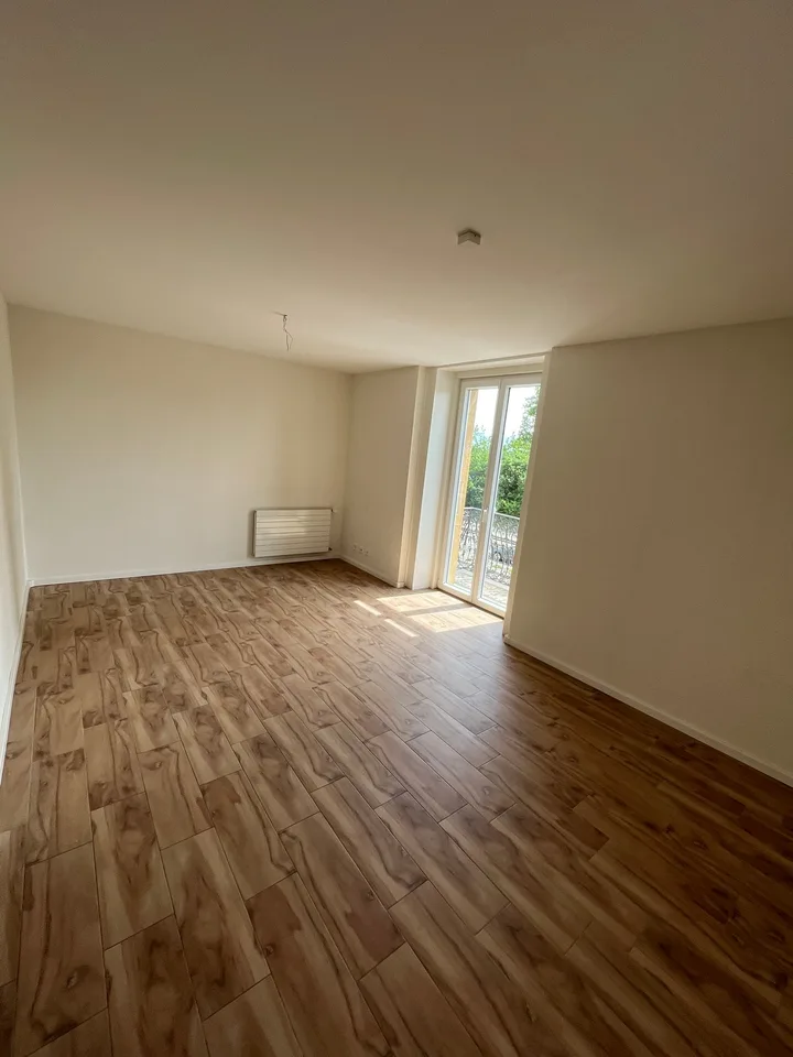 Helles 3.5-Zimmer-Wohnung mit Balkon in Neuchâtel
