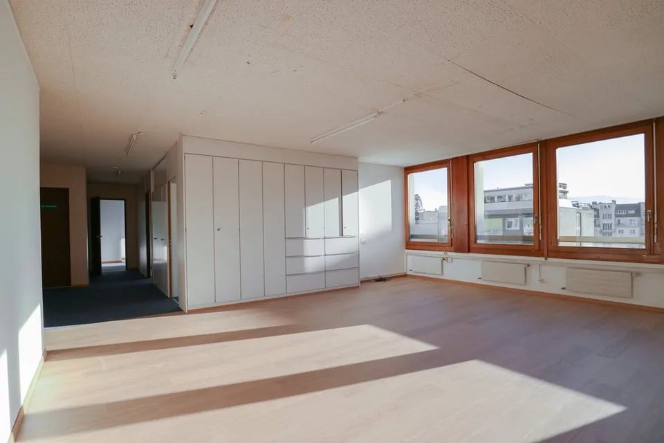Büro von ca. 118 m2 in der Nähe der Nationen