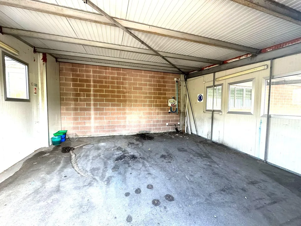 Espace industriel de 1000 m² à Ligornetto - Parfait pour les activités de production – photo 9 sur 17