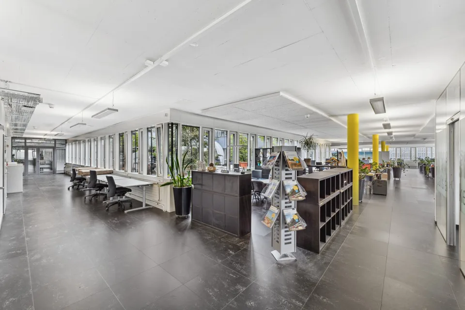266m² - Spazi per uffici moderni nel cuore di Zollikofen