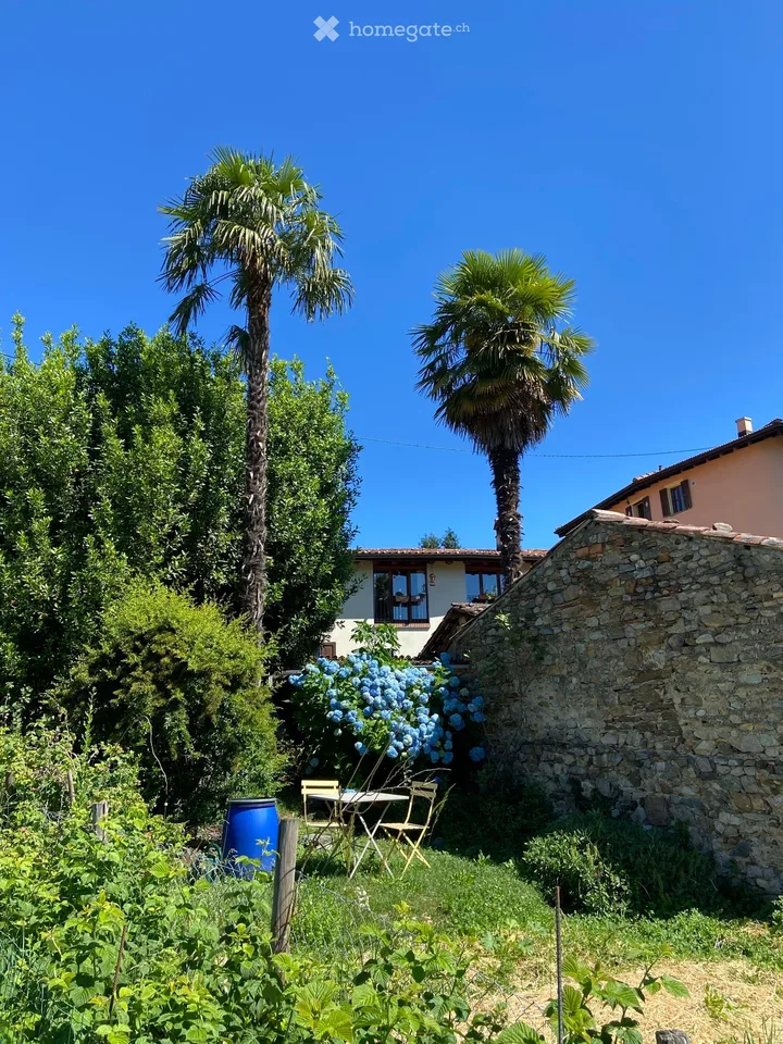 Vermiete 2 Zimmer in ruhigem Einfamilienhaus