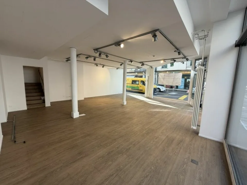 Retail space on the ground floor southwest corner