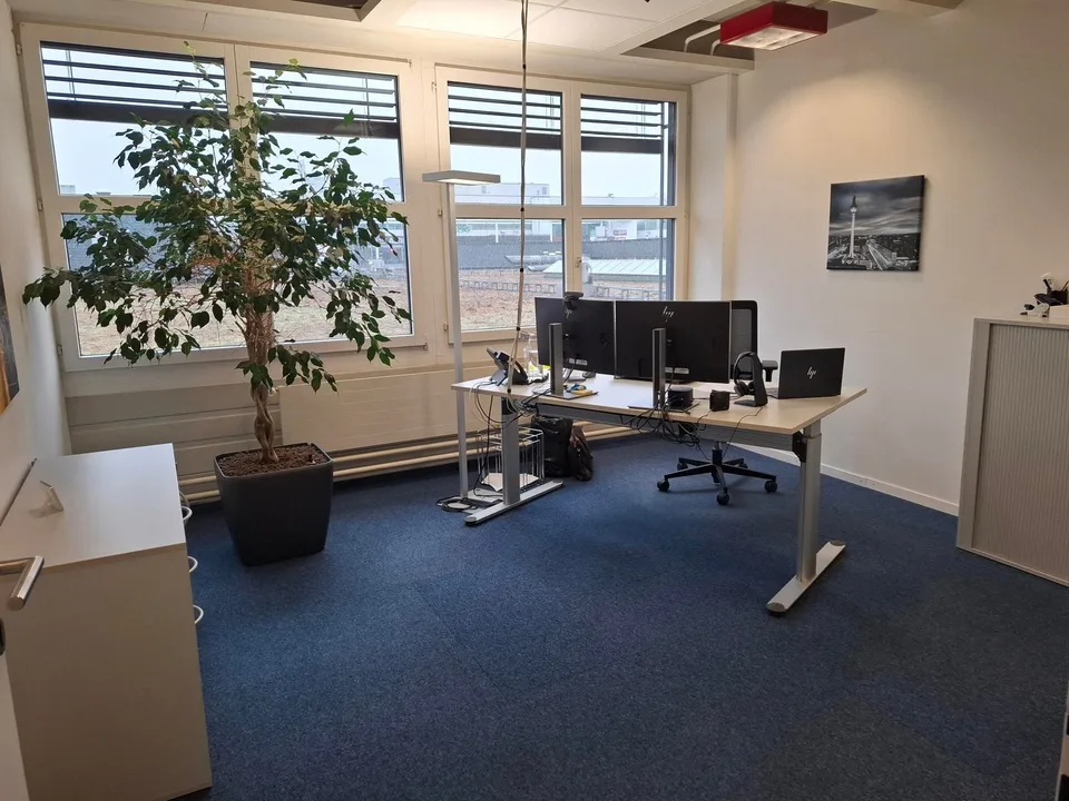 Grosszügige Bürofläche an sehr guter Lage in Dietlikon