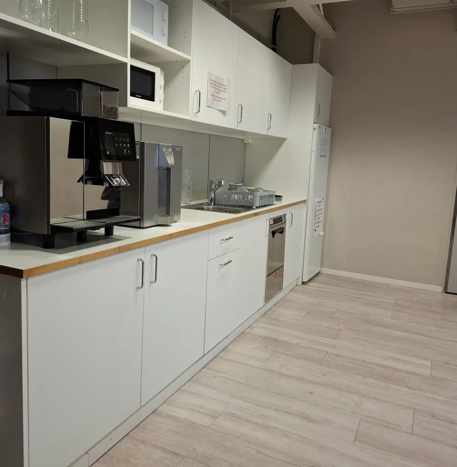 Ampio spazio per uffici in una posizione molto buona a Dietlikon – foto 8 di 10