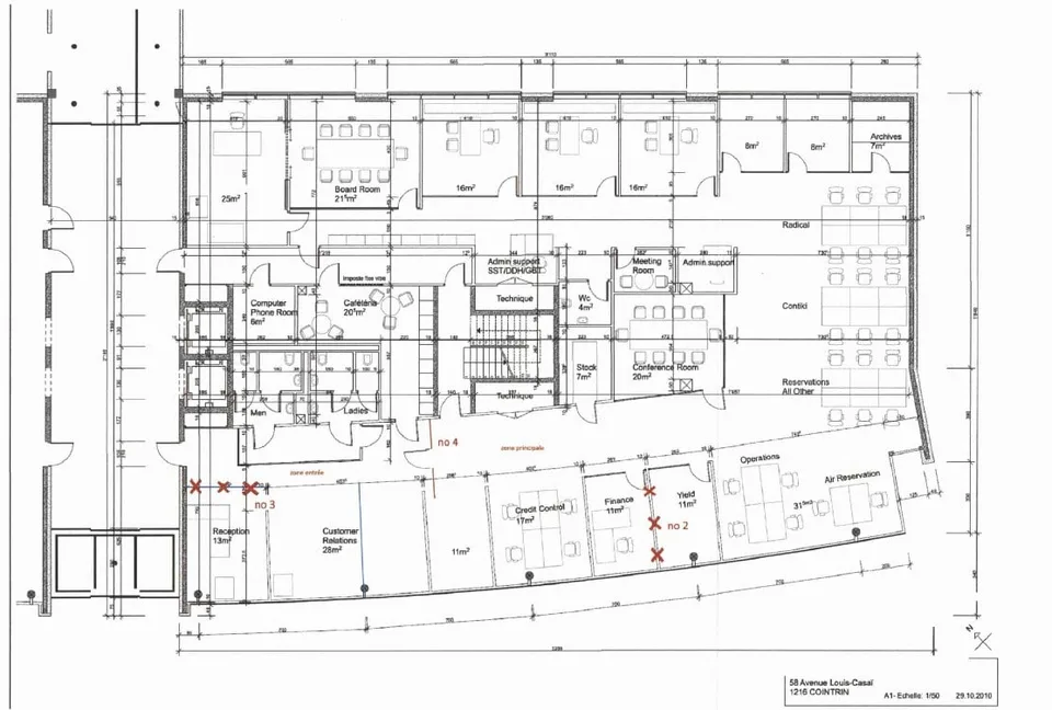 Superficie di ufficio magnifica situata al piano terra di un bellissimo edificio