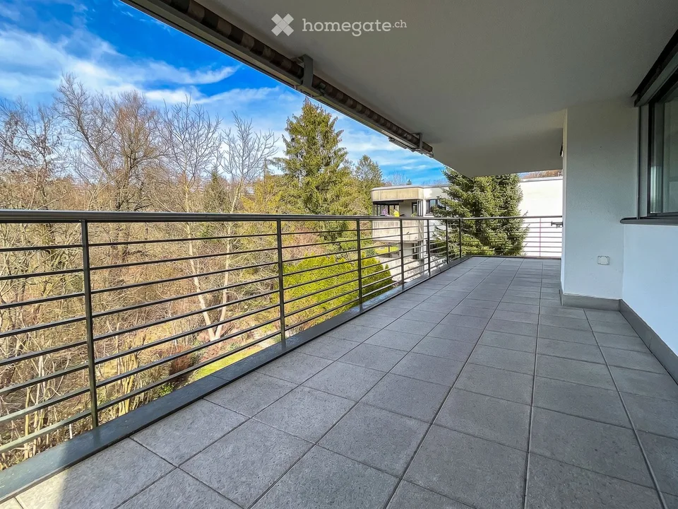 Ruhige Natur-Oase mit zentraler Anbindung: 4.5 Zimmer-Apartment im Kreis 7 von Zürich
