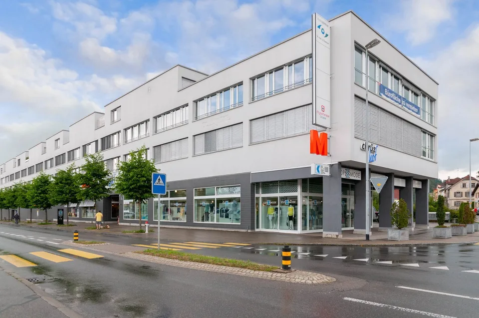 Vitrine zu vermieten - Beste Werbung für Ihr Geschäft!