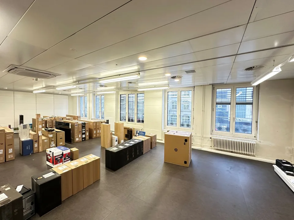 318m2 Gewerbeflächen zu vermieten