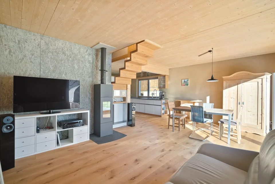 Freistehendes 3-Zimmer-Haus mit Naturblick in Lachen mieten