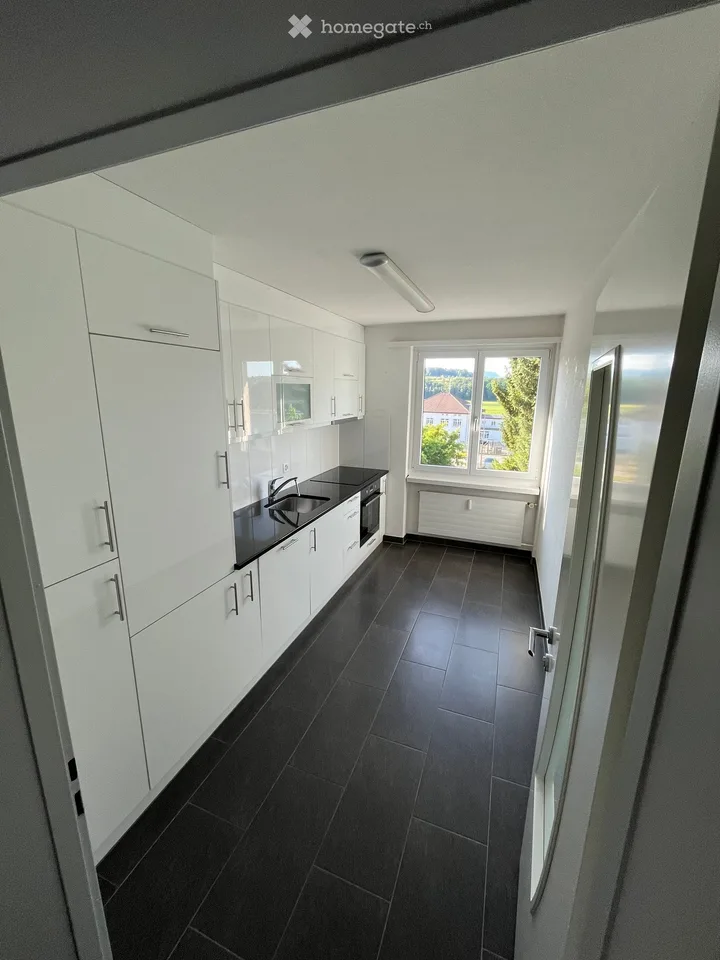 Appartement lumineux 3.5 pièces avec balcon à Bleienbach – disponible immédiatement !