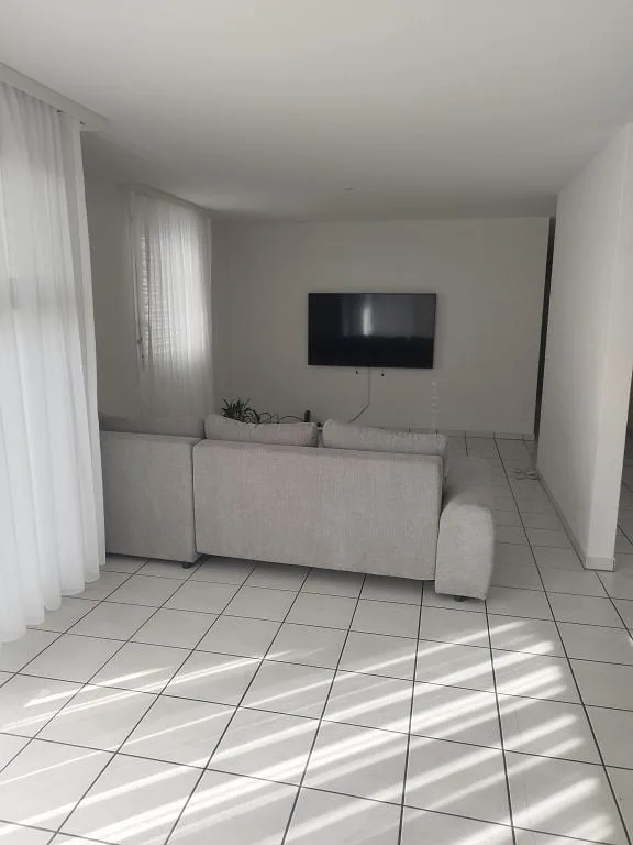 3 1/2-Zimmerwohnung, 2. Stock rechts