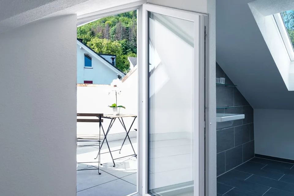 Helle 3 Zimmer Dachwohnung mit Aussicht in Zürich Wiedikon – foto 19 di 26