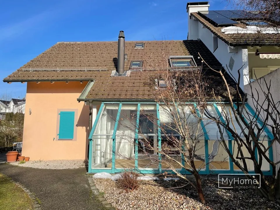 Spacieuse villa de 6.5 pièces avec un grand jardin privatif