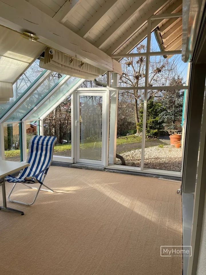 Spacieuse villa de 6.5 pièces avec un grand jardin privatif