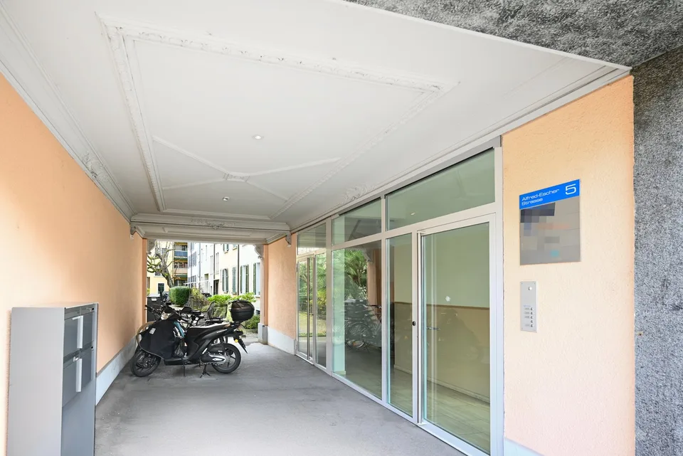 Duplex ufficio loft vicino alla stazione di Enge