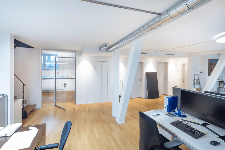 Duplex Office Loft near Enge Train Station – photo 6 of 13