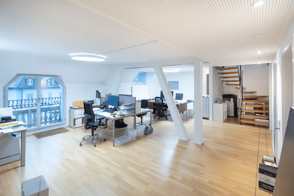 Duplex Office Loft near Enge Train Station – photo 7 of 13