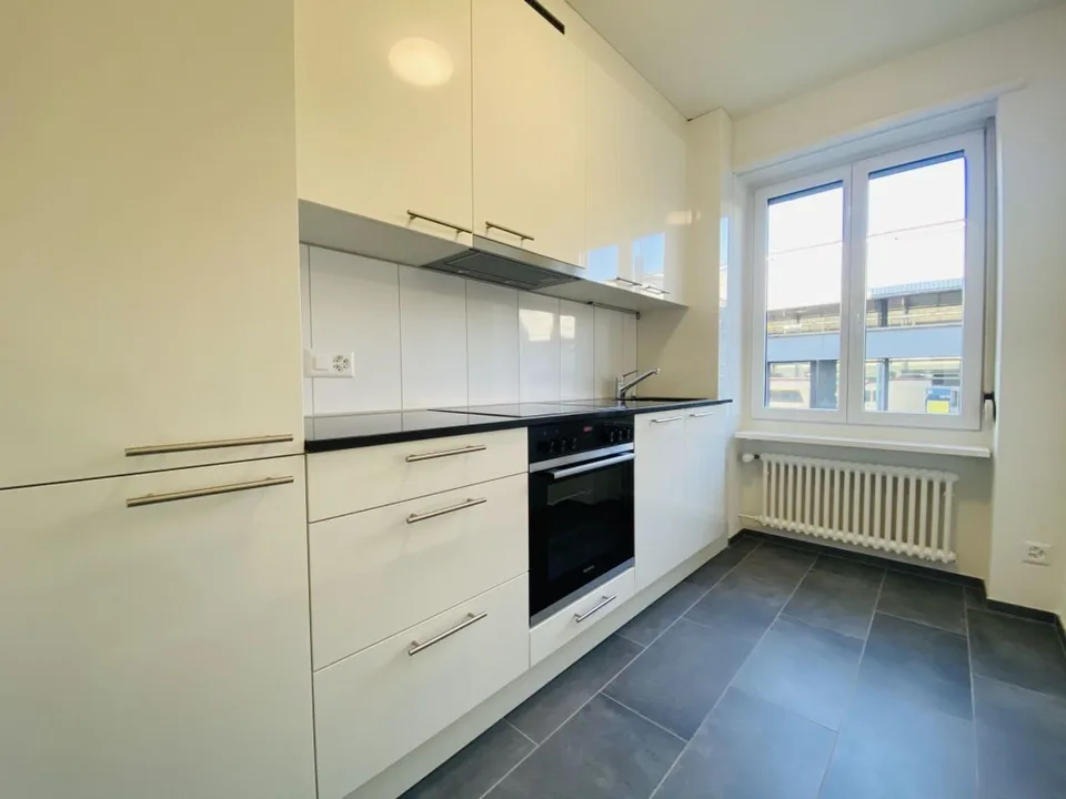 Zweitbezug 2.5-Zimmer mit Balkon und Keller (1001)