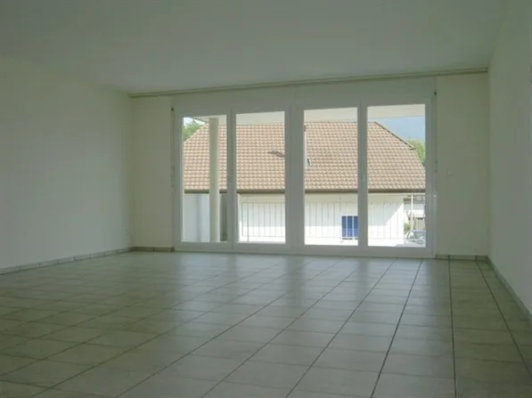 Appartamento di 5½ locali con vista sul verde e sul Jura