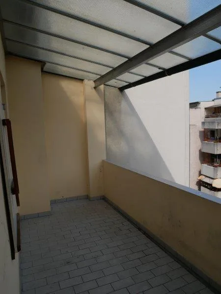 Helle 2-Zimmer-Wohnung mit Balkon an der Feldbergstrasse in Basel – Foto 10 von 10